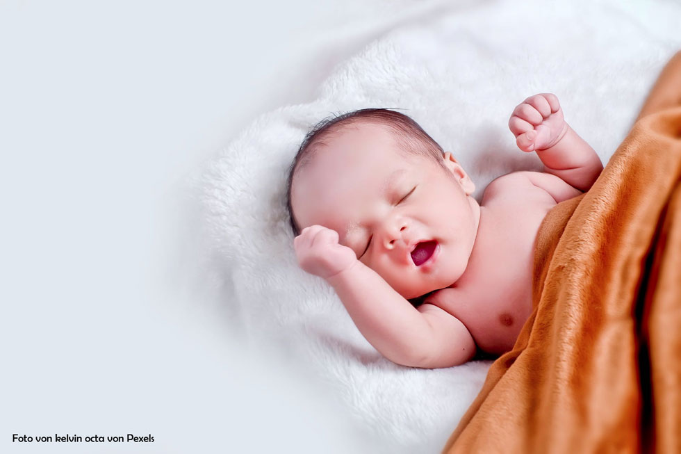 Kapuzenhandtuch für Babys – niedlich oder unnütz?